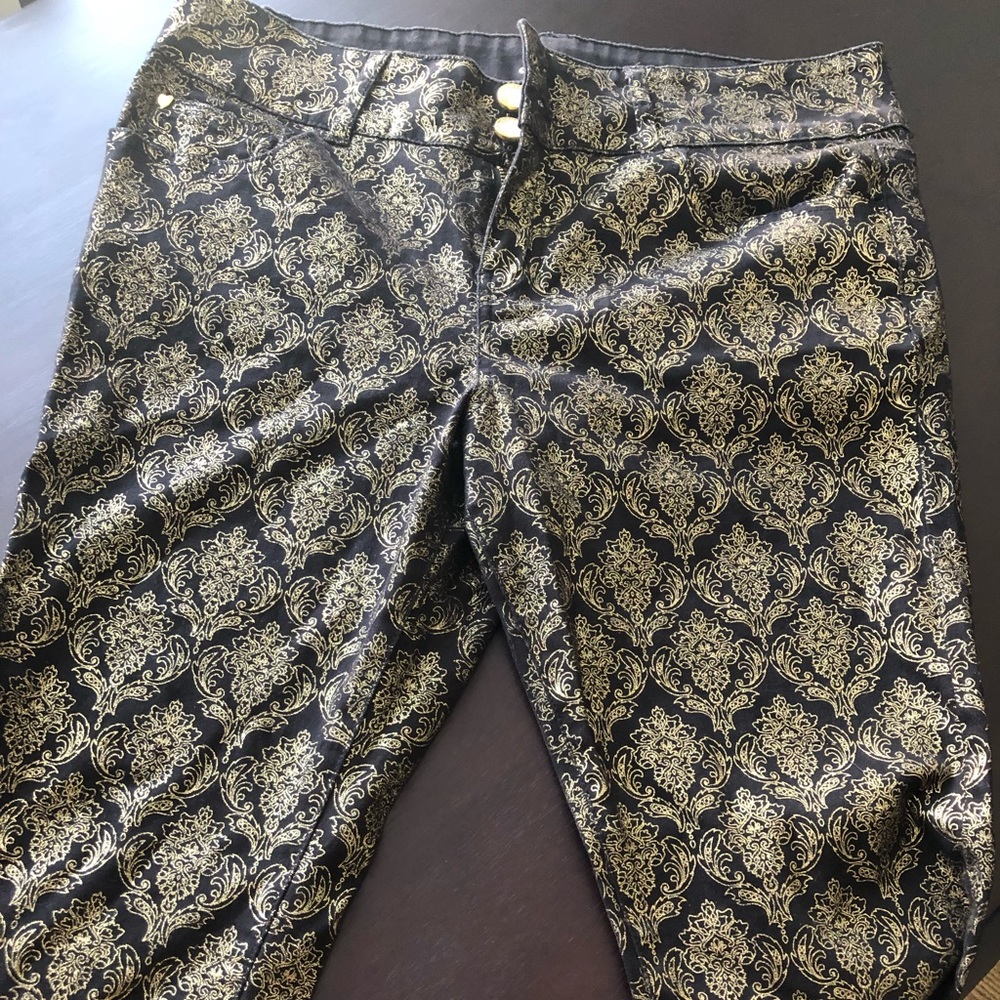 Thalia Sodi Black and Gold Pants